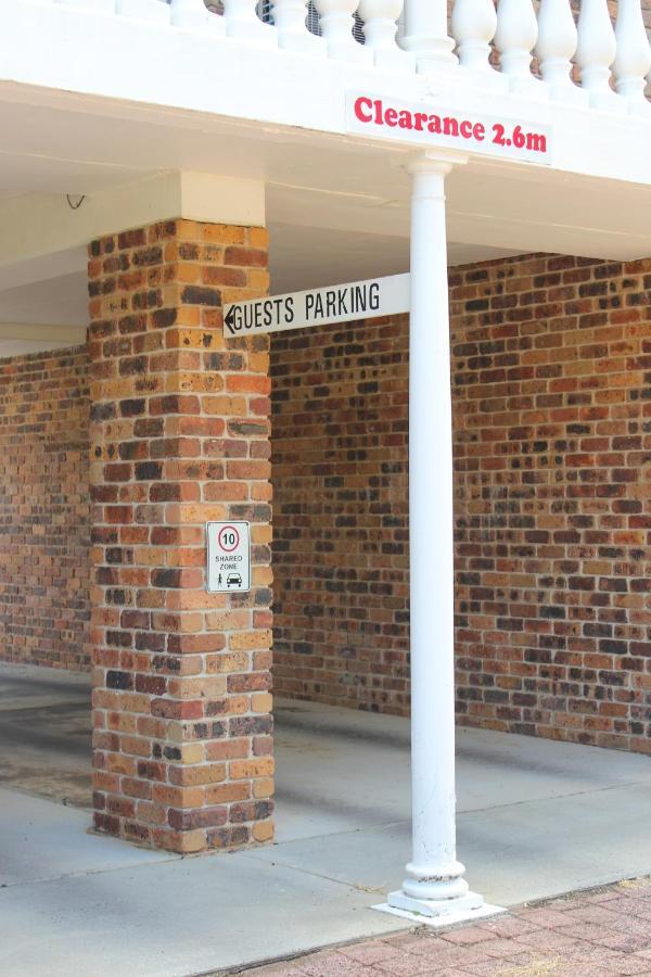 Aston Motel Yamba Esterno foto